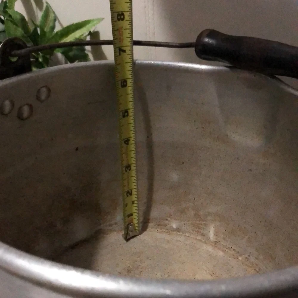Vntg Metal “Jelly”Pot With Handle-Used Condition-9.5in diameter x 6.5 deep